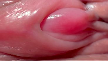 Beautiful pink clitoris!